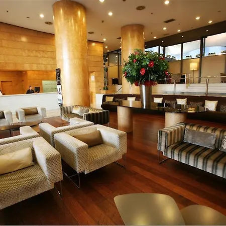 Catalonia Plaza מלון ברצלונה