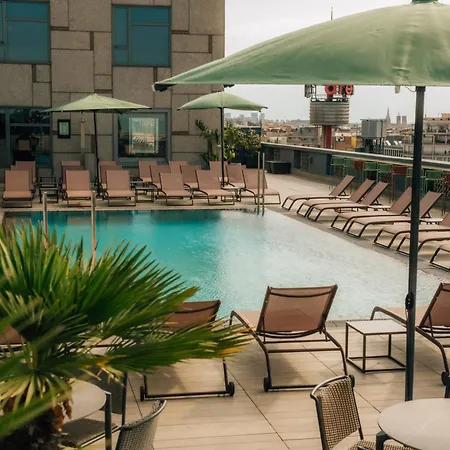 Catalonia Plaza מלון 4*